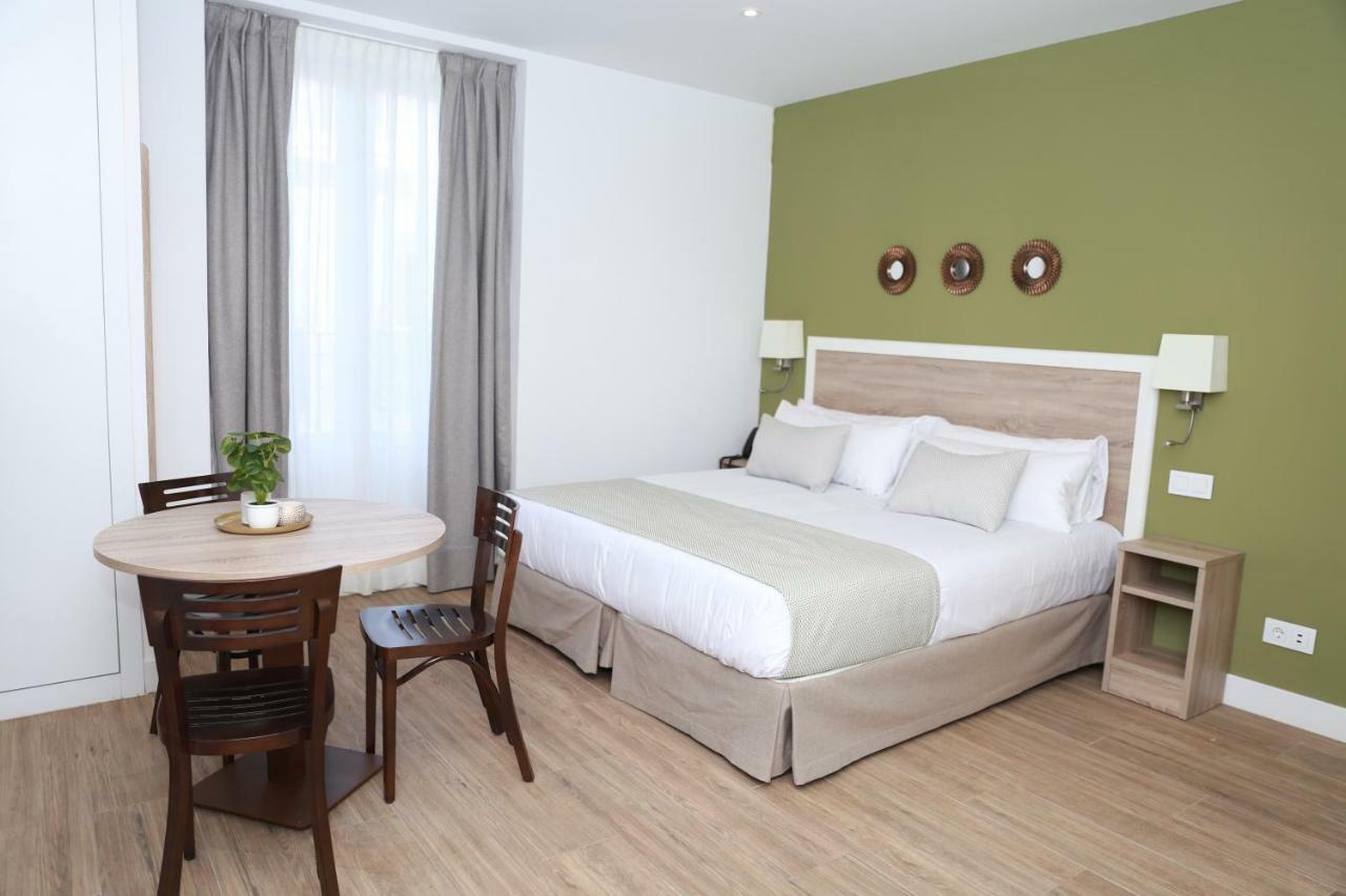 New Point Opera Apartahotel Madrid