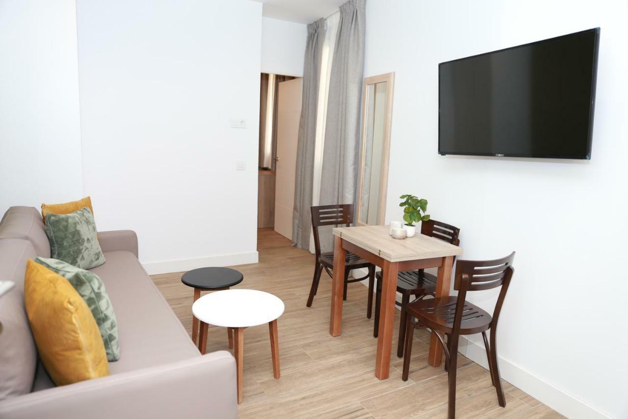 New Point Opera Apartahotel 3*