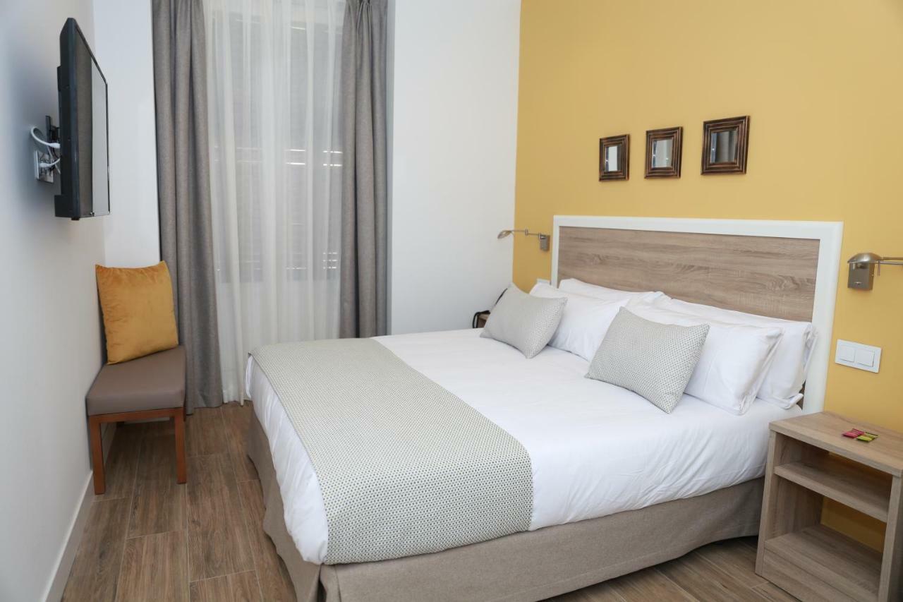 Apartahotel New Point Opera